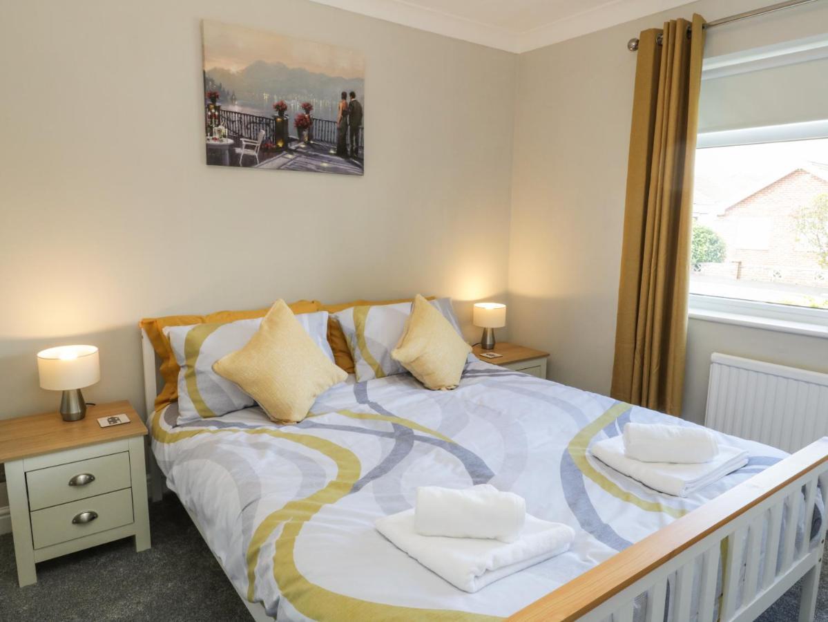Rose Bungalow Whitby Zewnętrze zdjęcie